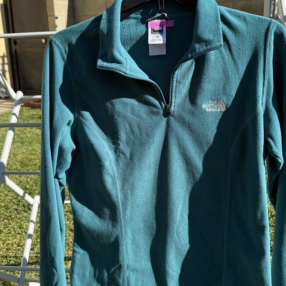 The North Face green Fleece Pullover - Picture 4 of 5